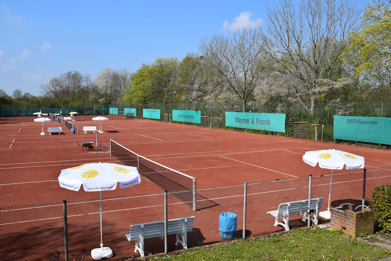 Neue Sonnenschirme im TCW Neue Sonnenschirme im TCW